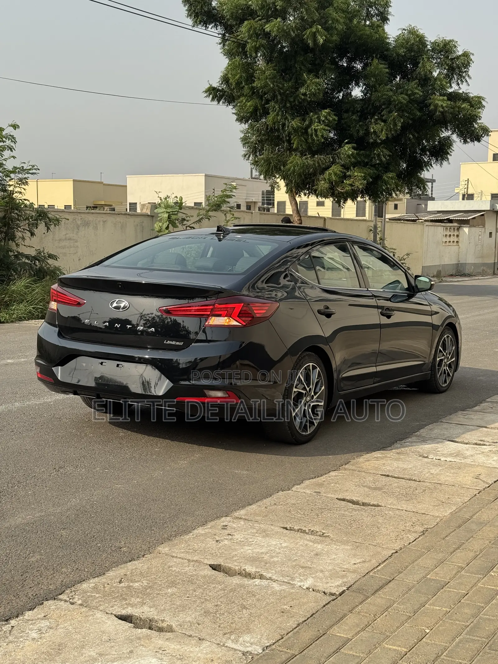 Hyundai Elantra Limited 2019 Black