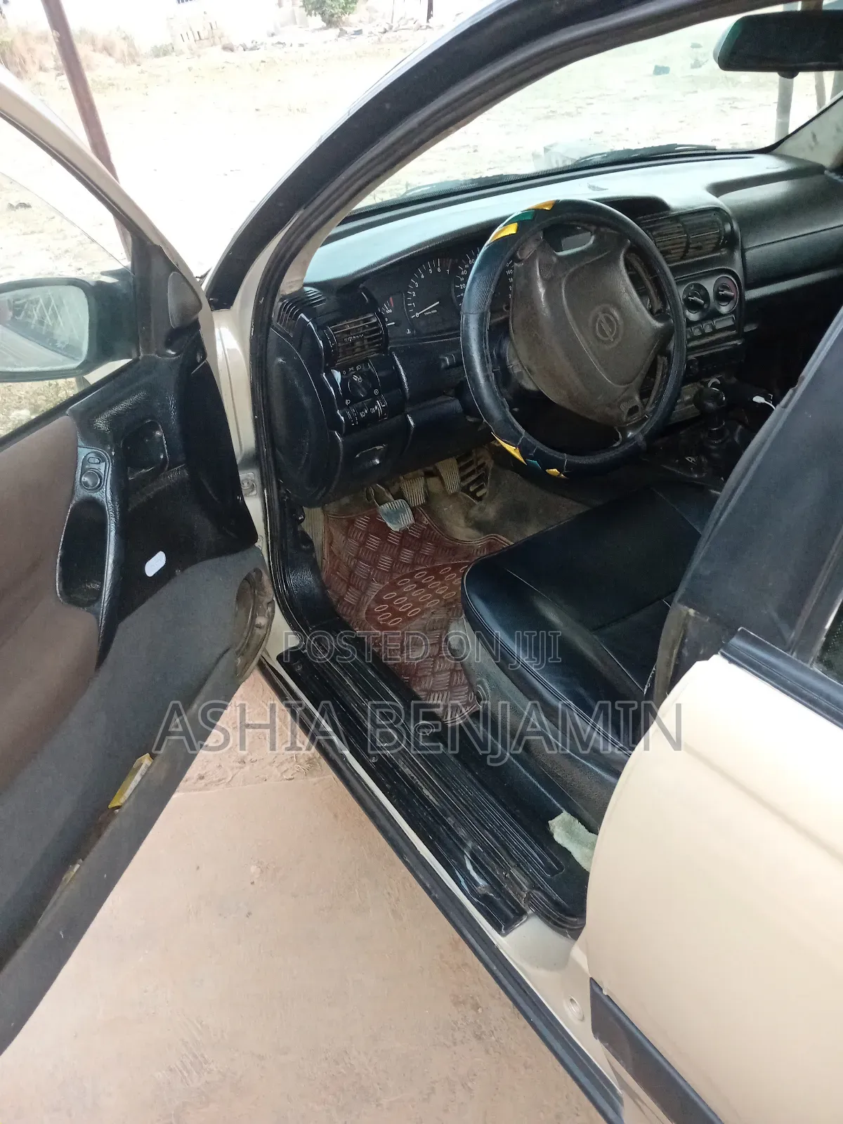 Opel Omega 2.0 Break 1991 Beige