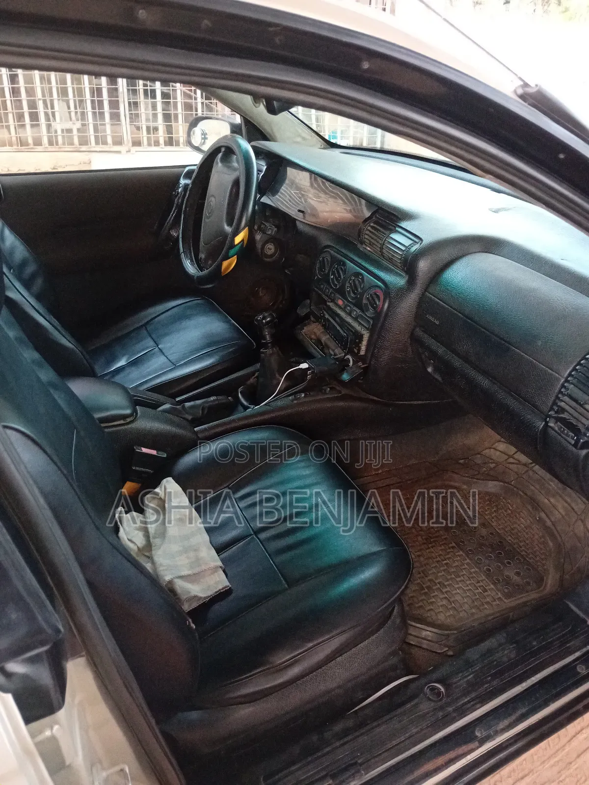 Opel Omega 2.0 Break 1991 Beige