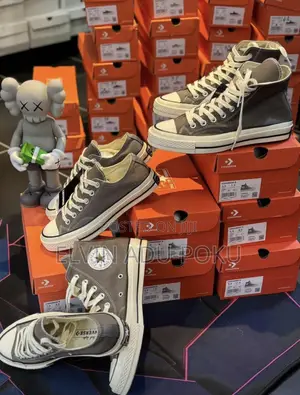 Converse Low-top Sneakers In Different Colours , Swipe >>>