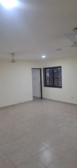 1bdrm Apartment in Sakumono Golf, Tema Metropolitan for rent