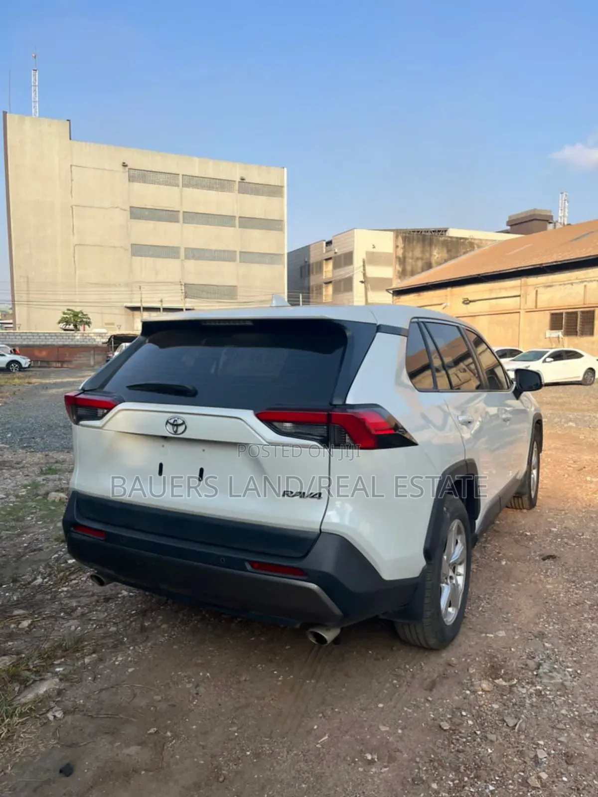 Toyota RAV4 2023 White