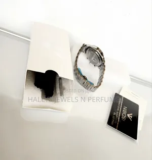 Silver Tone Quartz Watch for Men
