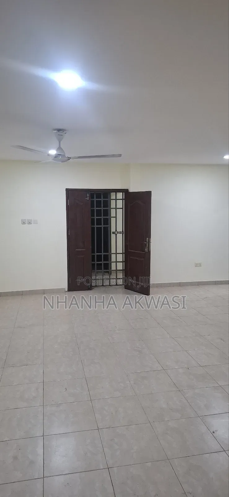 2bdrm Apartment in Sakumono Golf, Tema Metropolitan for rent