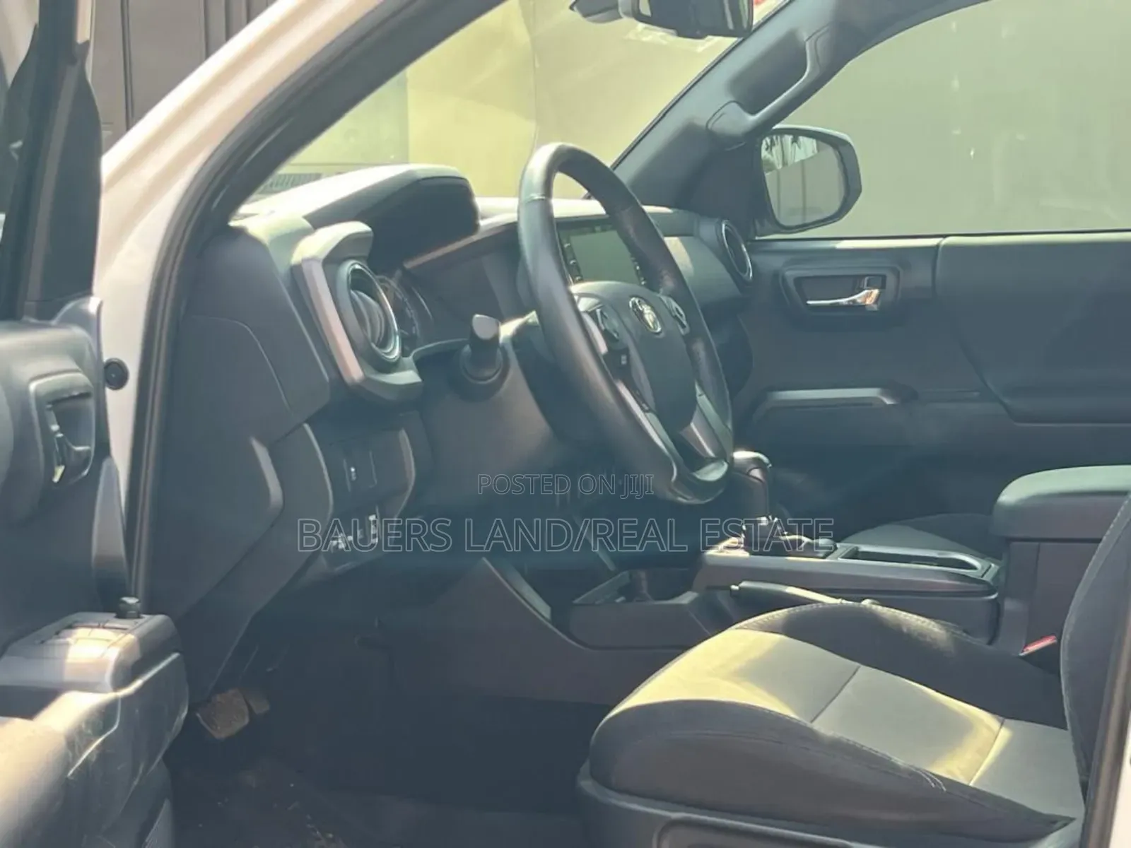 Toyota Tacoma 2020 White