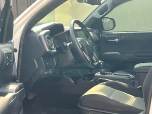 Toyota Tacoma 2020 White