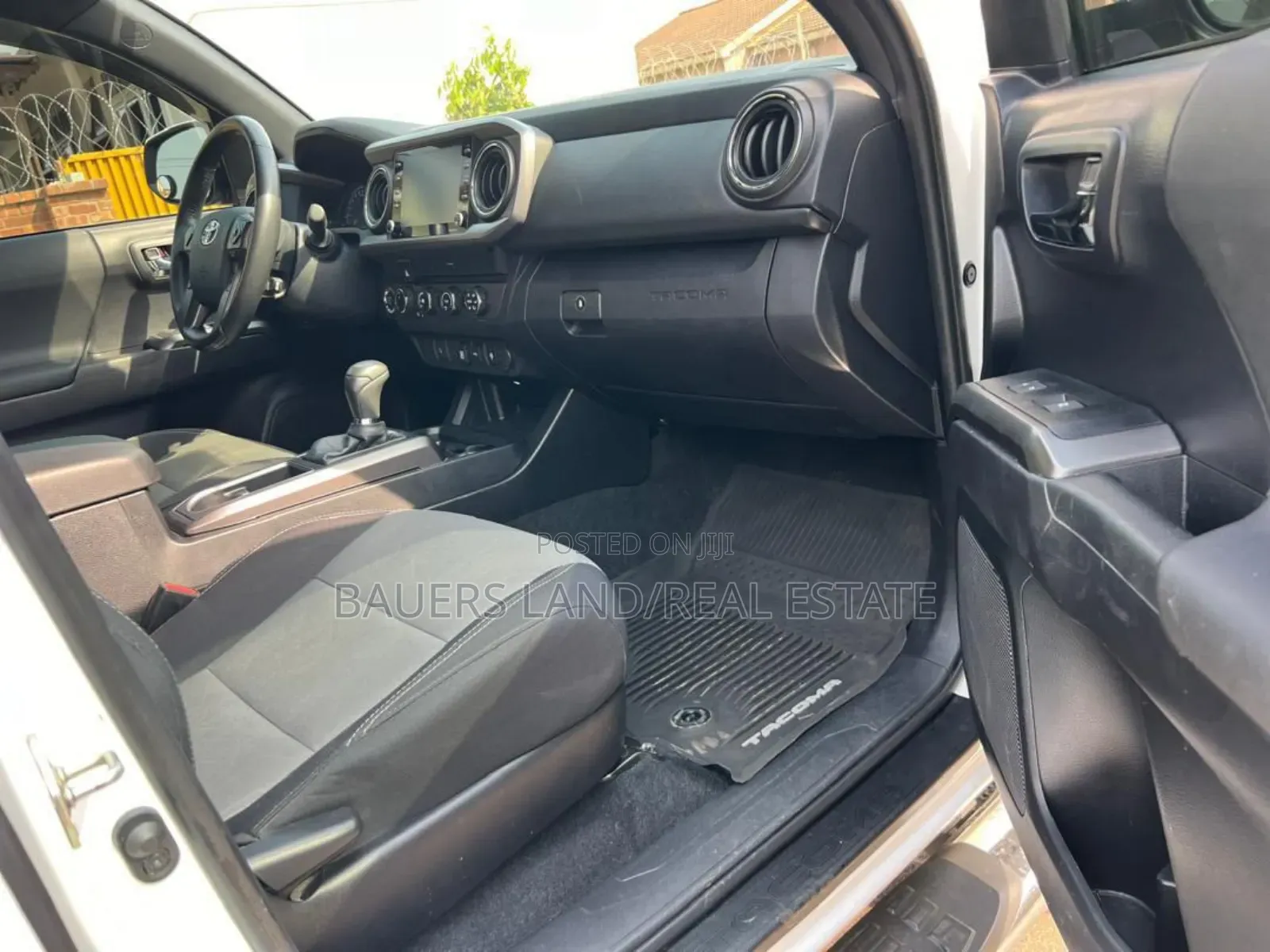 Toyota Tacoma 2020 White