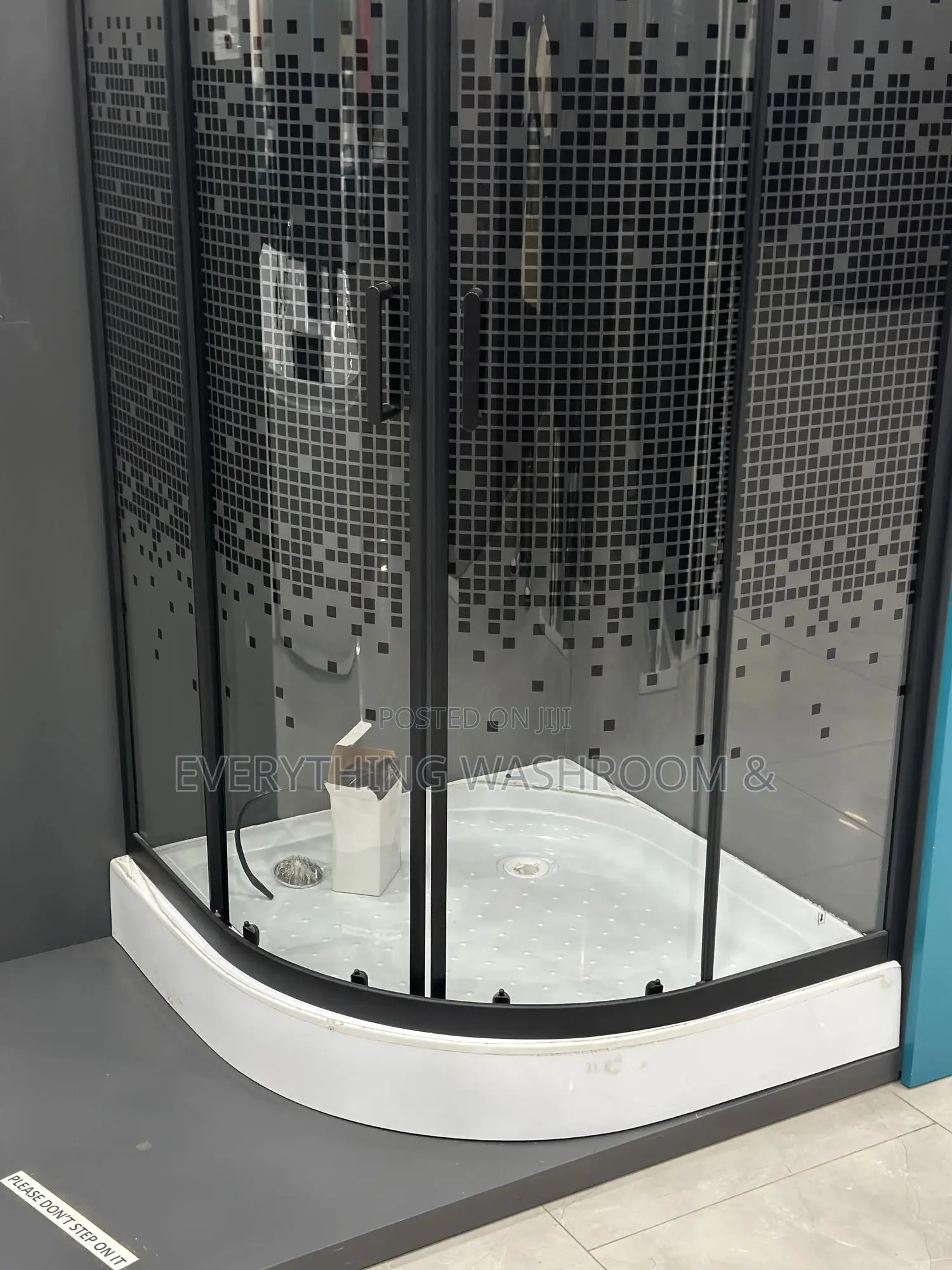 Shower Cubicle_shower Room_tainted Shower Or Bath Enclosure