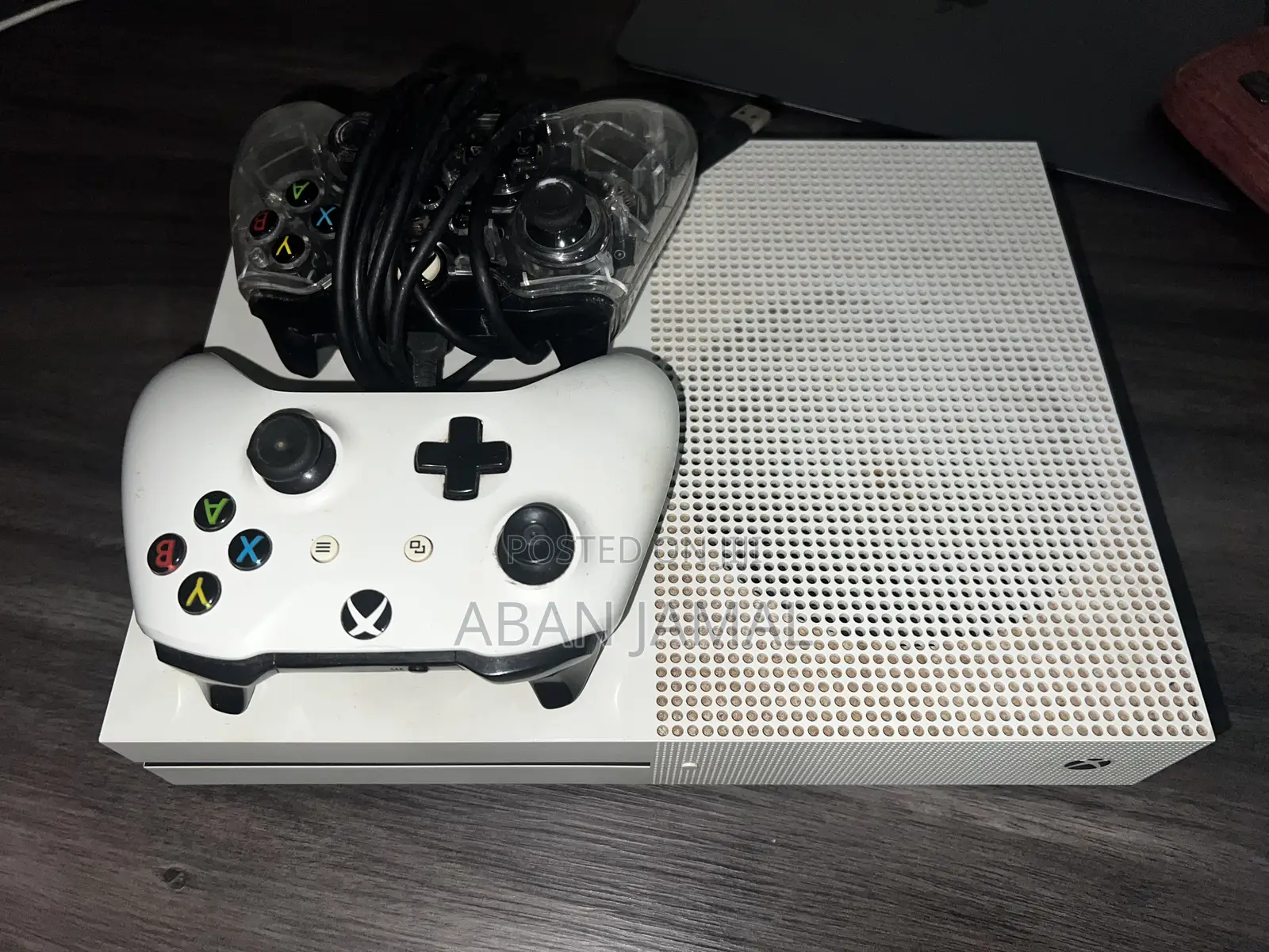 Xbox One S