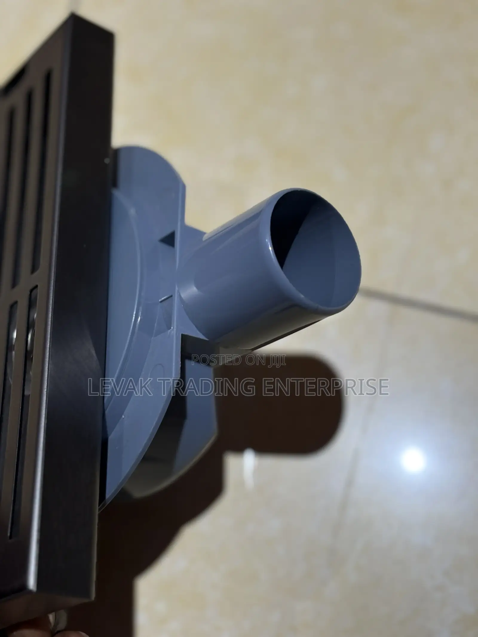 Side Connection Floor Drain- P Trap Drain