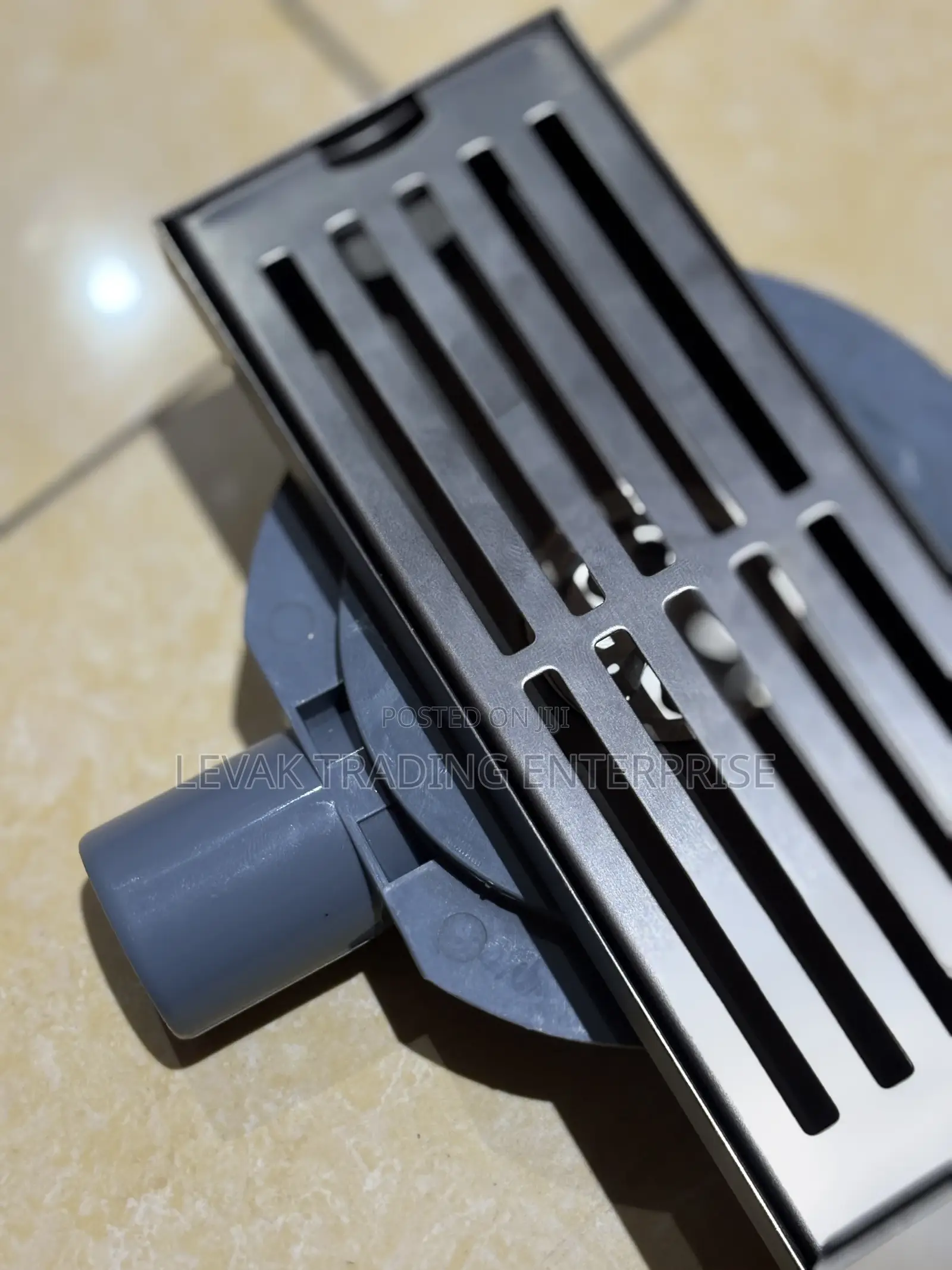 Side Connection Floor Drain- P Trap Drain