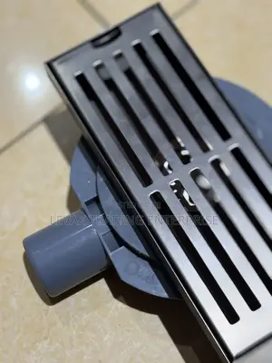 Side Connection Floor Drain- P Trap Drain
