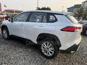 New Toyota Corolla Hybrid LE 2025 White
