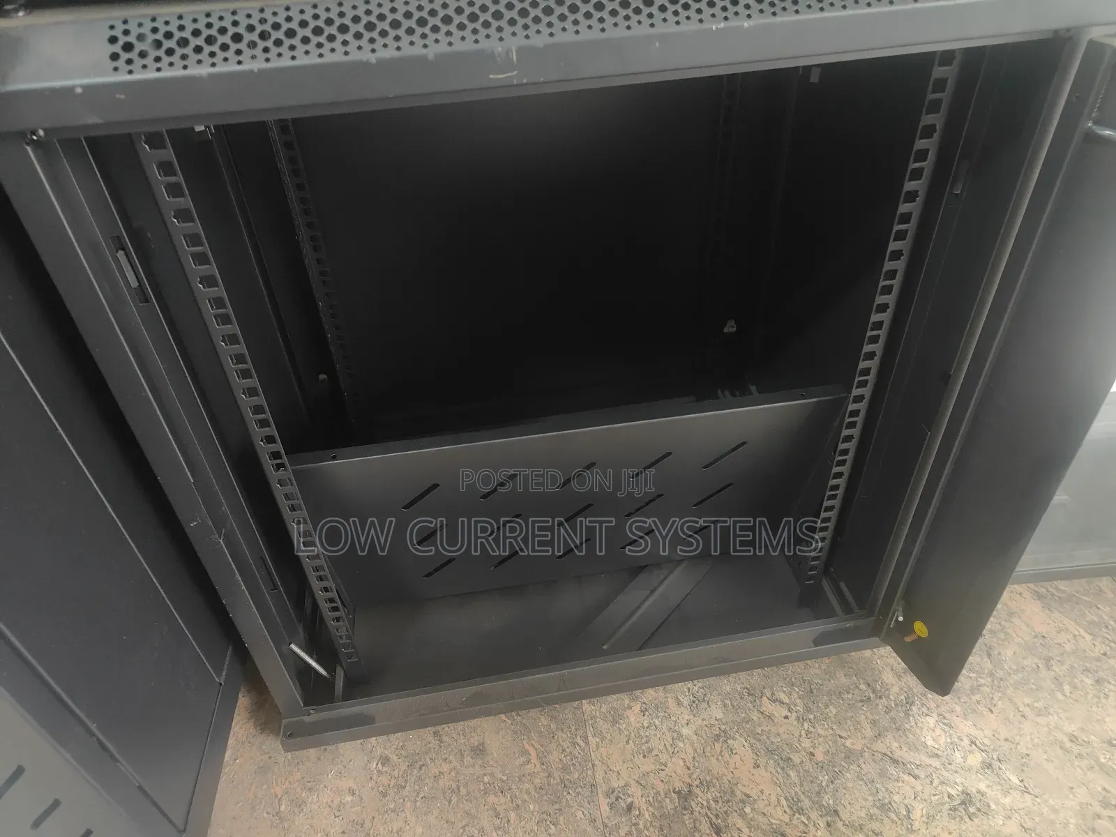 Zkteco Bulk Cabinet 12u Cabinet Rack Professional 12u 600mm X 450mm