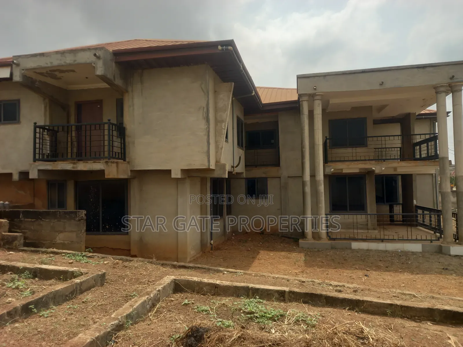 6bdrm House in Atwima Techiman,, Kumasi Metropolitan for sale