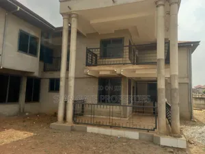 6bdrm House in Atwima Techiman,, Kumasi Metropolitan for sale