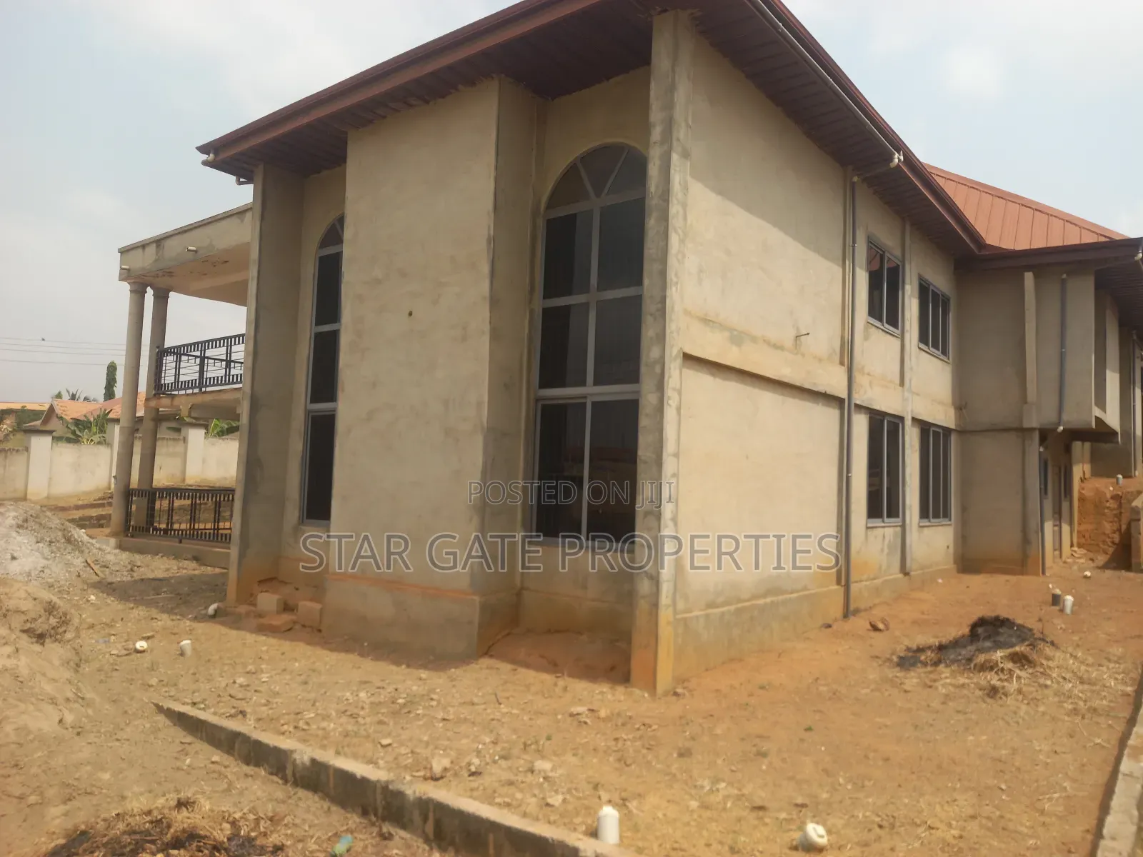 6bdrm House in Atwima Techiman,, Kumasi Metropolitan for sale