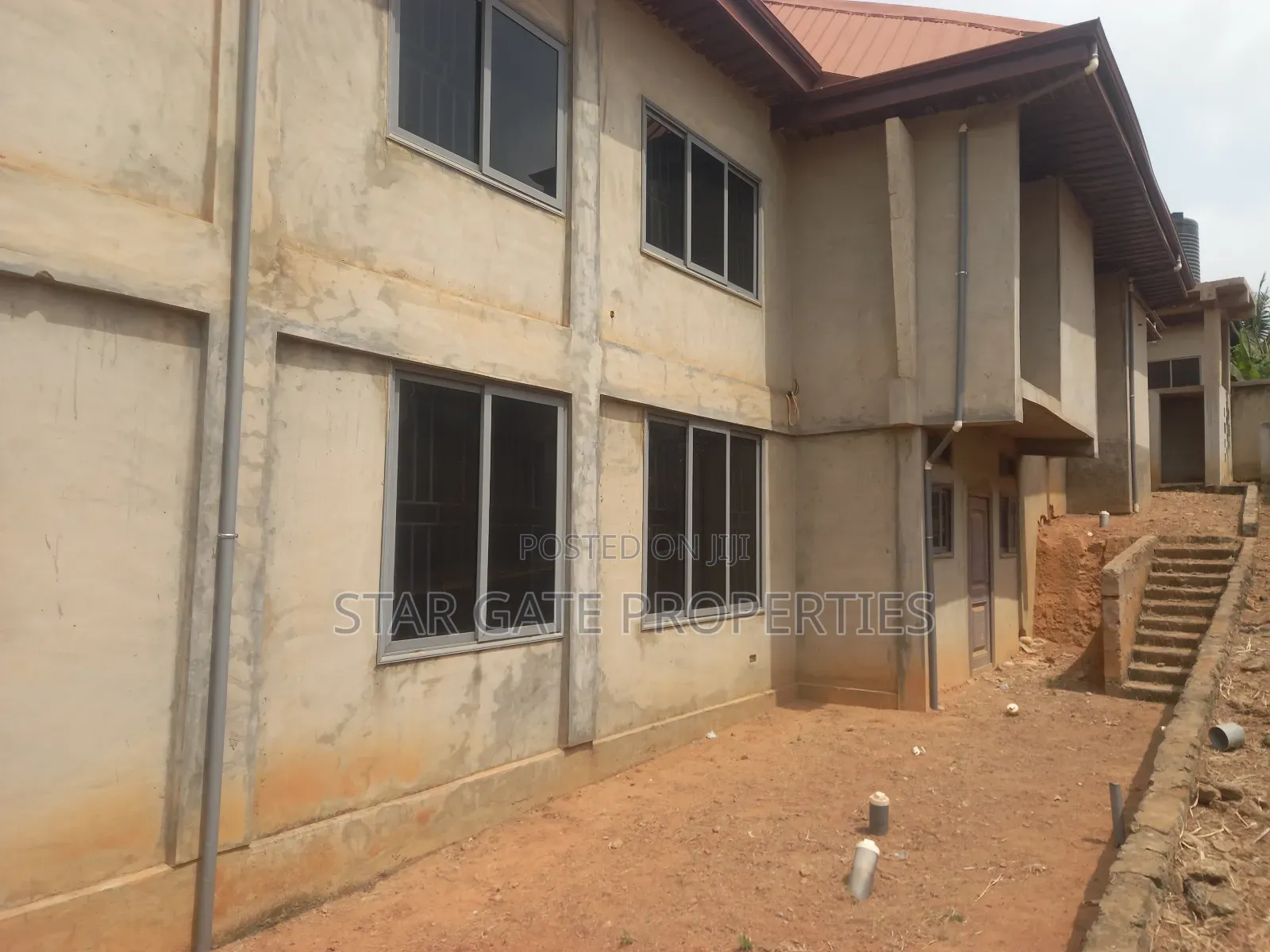 6bdrm House in Atwima Techiman,, Kumasi Metropolitan for sale