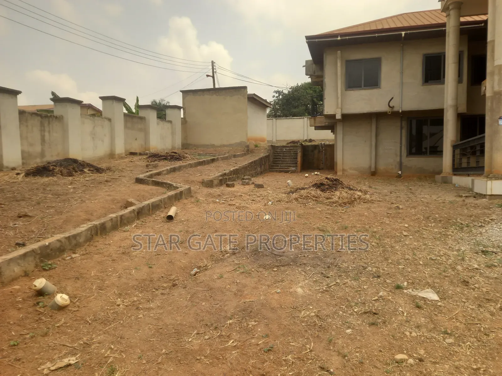 6bdrm House in Atwima Techiman,, Kumasi Metropolitan for sale