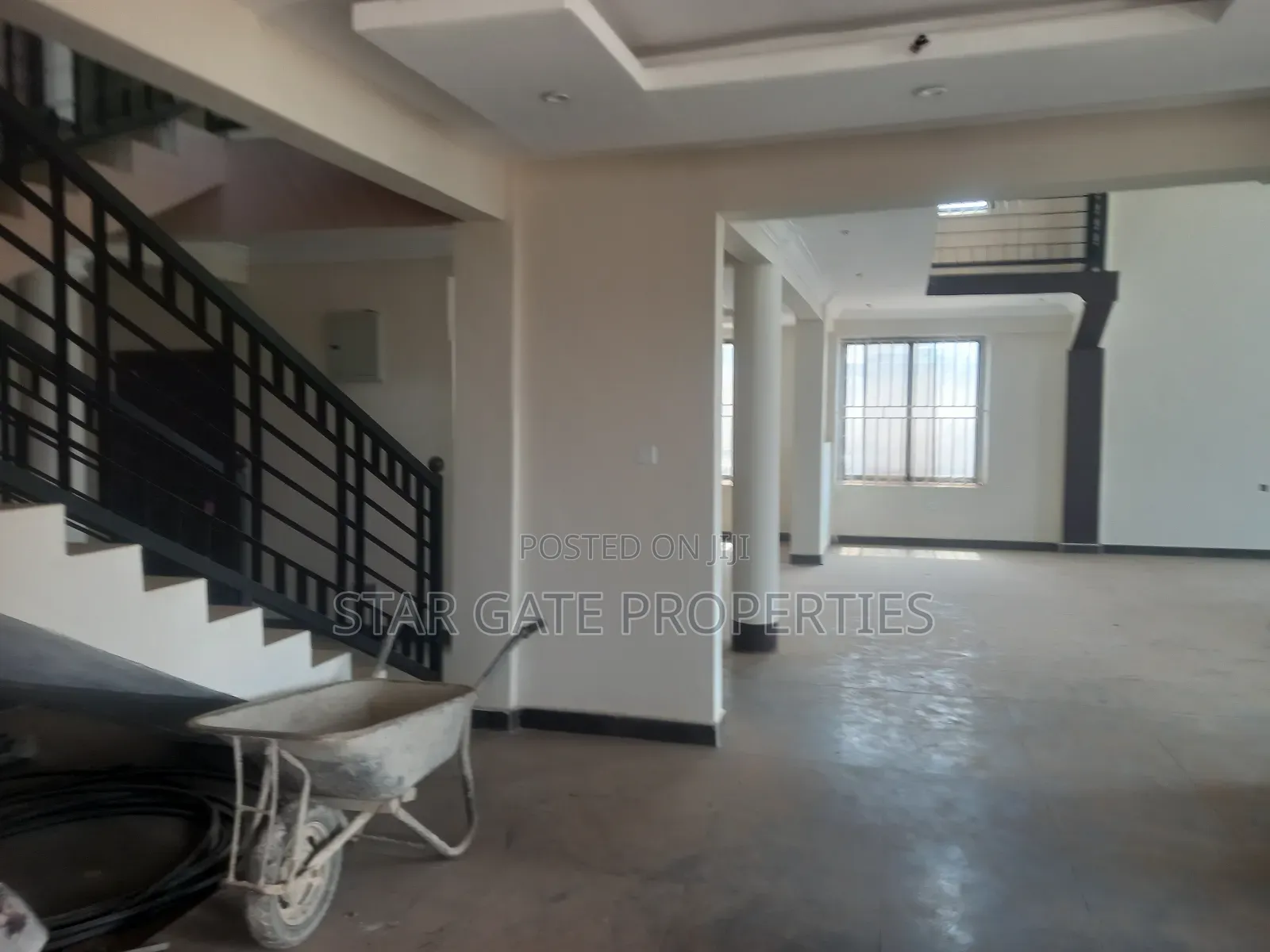 6bdrm House in Atwima Techiman,, Kumasi Metropolitan for sale