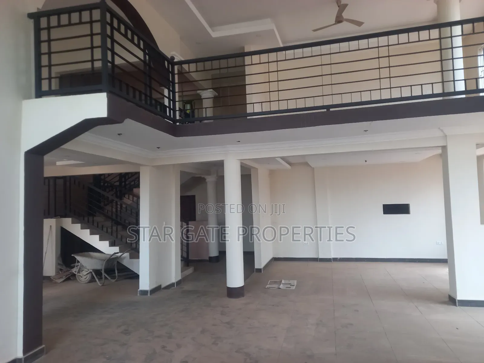 6bdrm House in Atwima Techiman,, Kumasi Metropolitan for sale