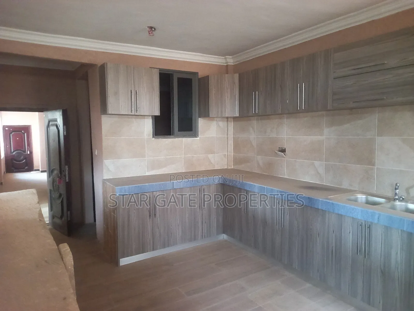 6bdrm House in Atwima Techiman,, Kumasi Metropolitan for sale