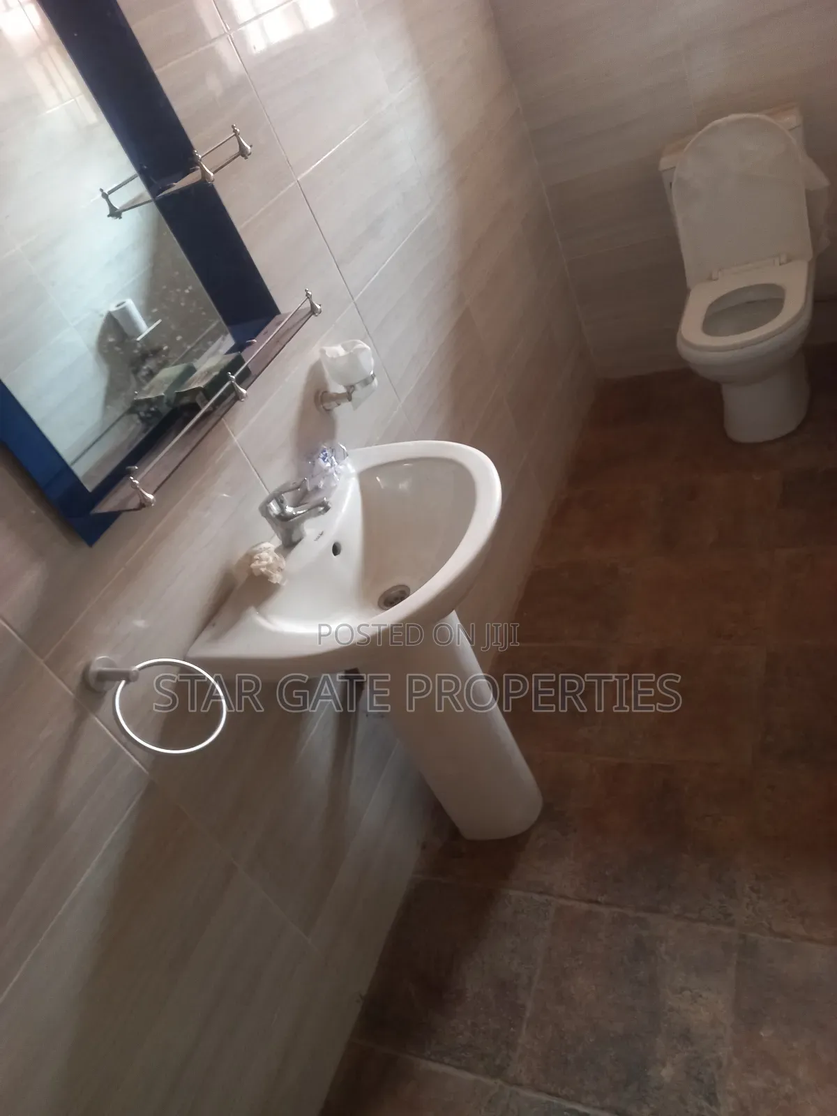 6bdrm House in Atwima Techiman,, Kumasi Metropolitan for sale