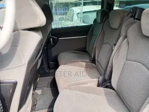 Peugeot 807 2019 Green