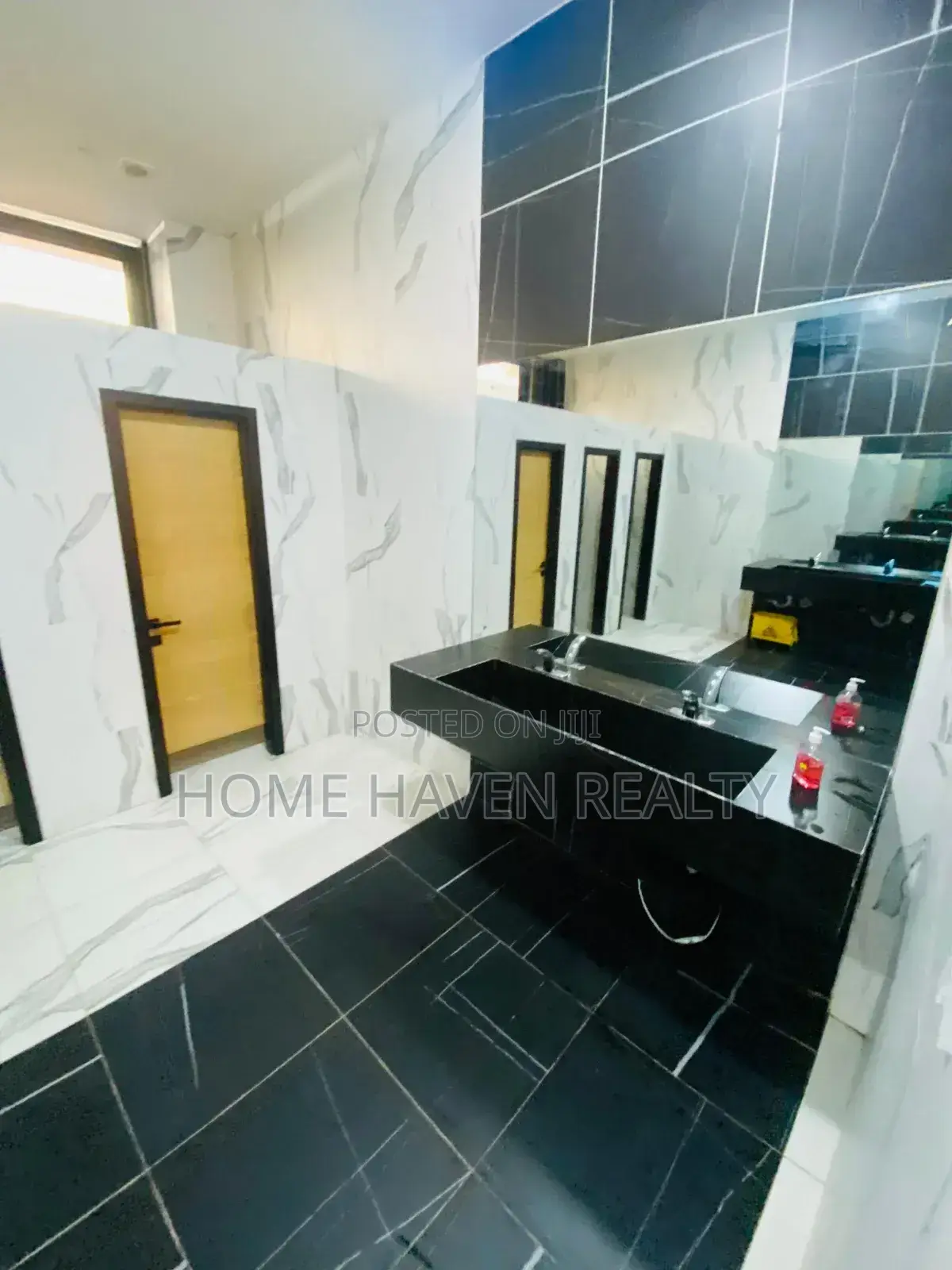 221 Square Meter Office Space for Rent at Abelemkpe