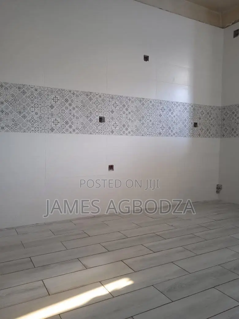 Good Finishing Tiling Master