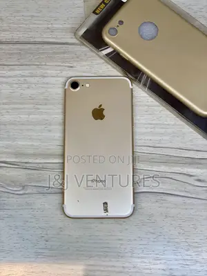Apple iPhone 7 32 GB Silver