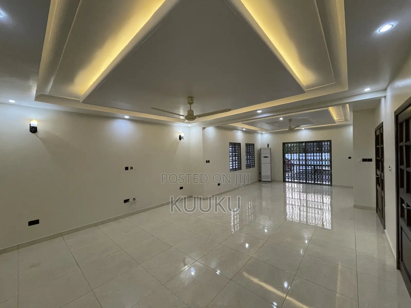 4bdrm House in Community 25 for rent