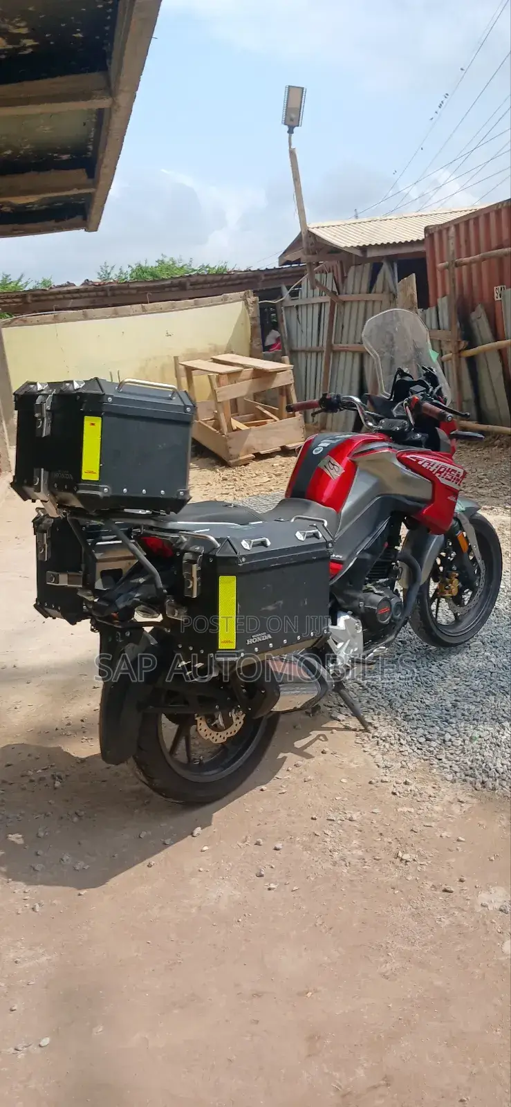 Honda CB 2020 Red