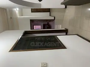 4bdrm Apartment in American House for rent