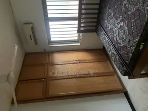 4bdrm Apartment in American House for rent