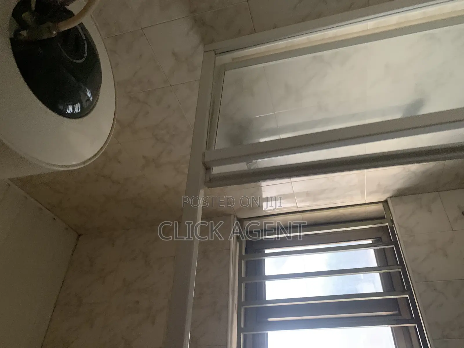 4bdrm Apartment in American House for rent