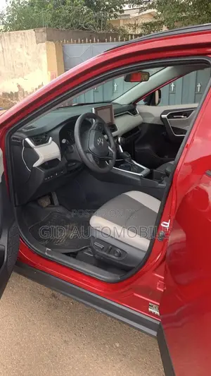 Toyota RAV4 2025 Red