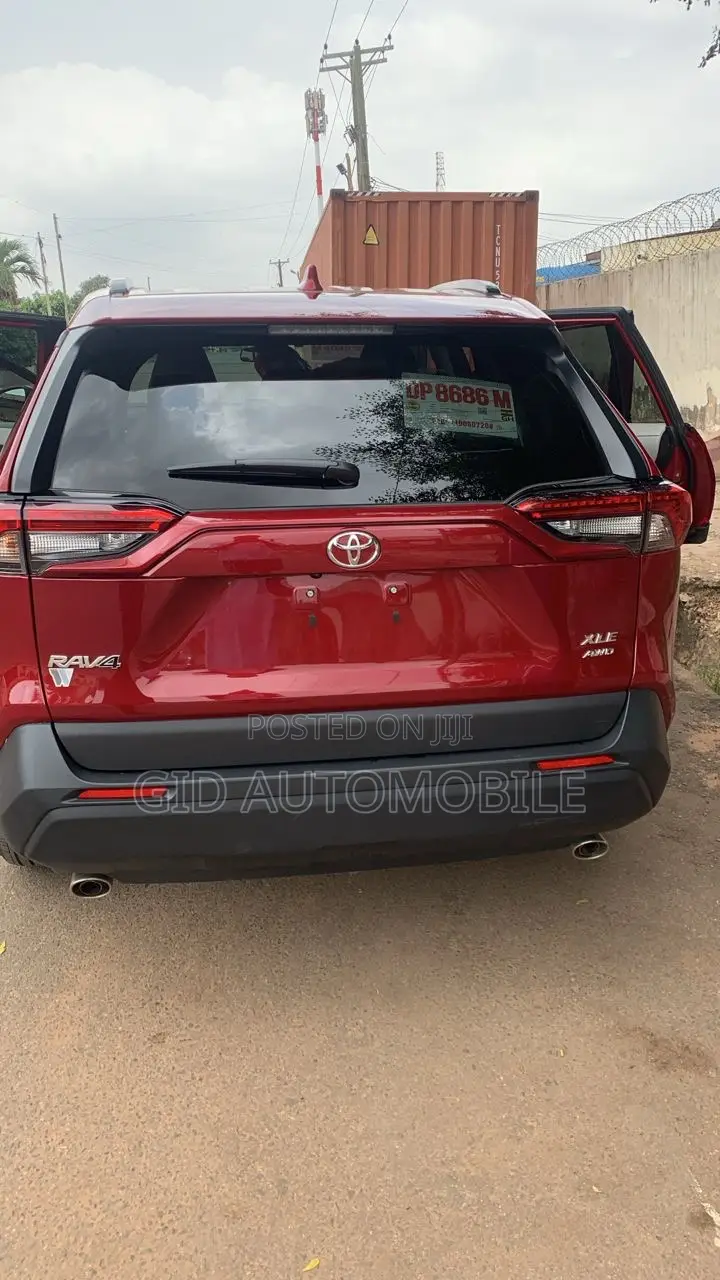Toyota RAV4 2025 Red
