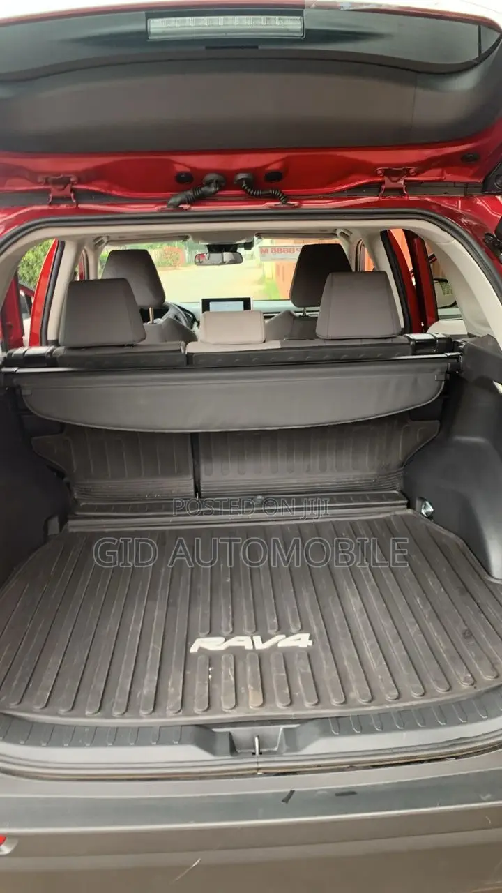 Toyota RAV4 2025 Red