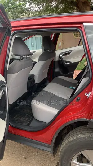 Toyota RAV4 2025 Red