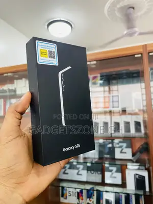 New Samsung Galaxy S25 128 GB