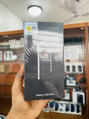 New Samsung Galaxy S24 Ultra 256 GB