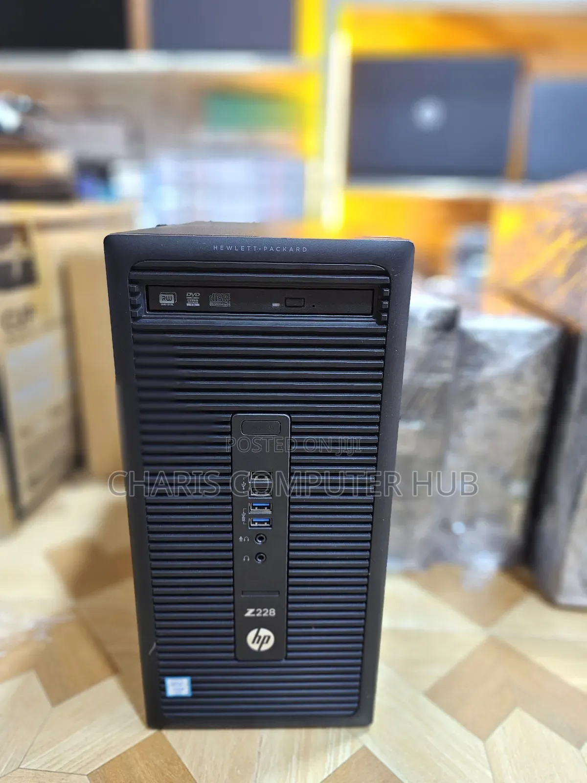 Desktop Computer HP Z220 8GB Intel Xeon HDD 1T