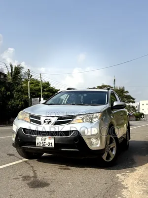 Toyota RAV4 XLE 4dr SUV (2.5L 4cyl 6A) 2015 Gray