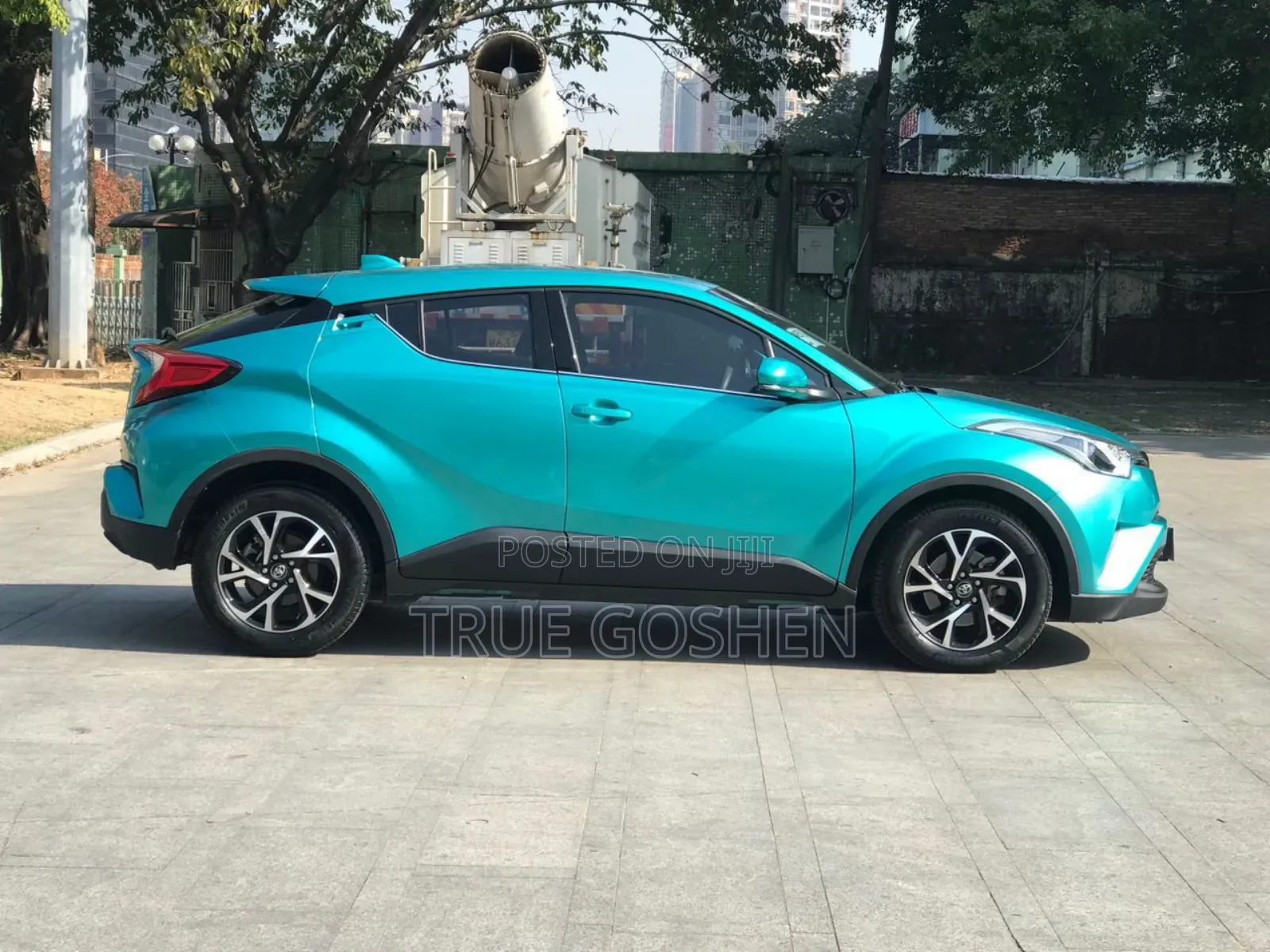 Toyota C-HR Limited 2021 Green
