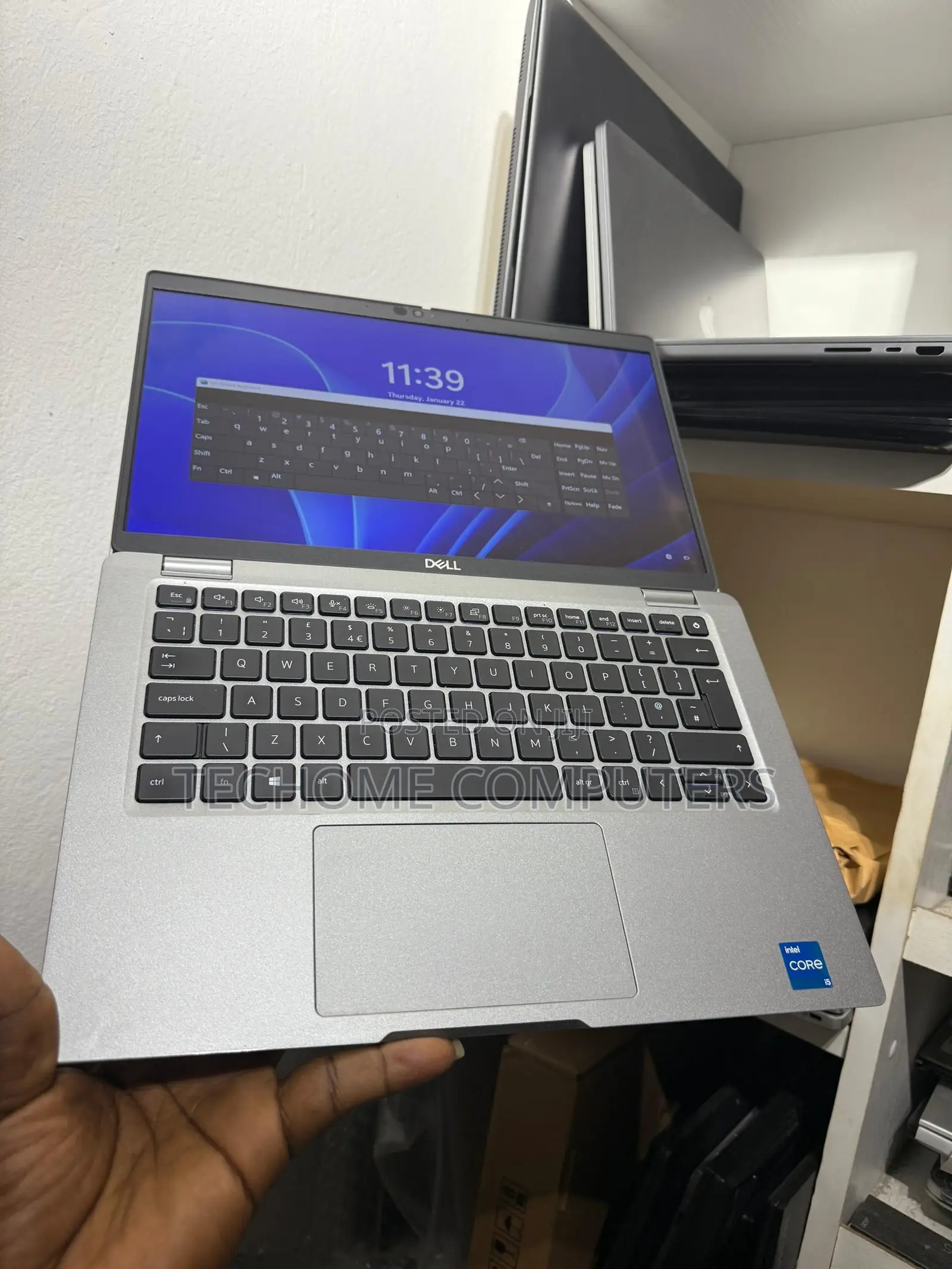 Laptop Dell Latitude 5320 16GB Intel Core I5 SSD 256GB