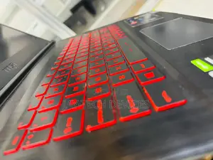 Laptop MSI GF65 Thin 10UE 32GB Intel Core i7 SSHD (Hybrid) 512GB