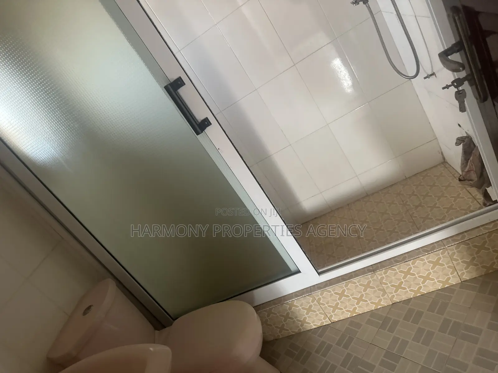 2bdrm Apartment in Harmony Properties, Lake Side Estate for rent