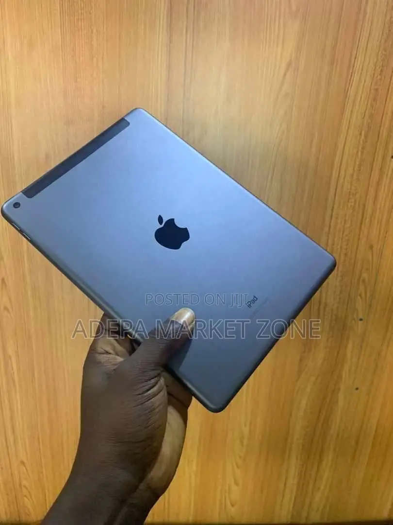 Apple iPad 10.2 (2019) 128 GB Black