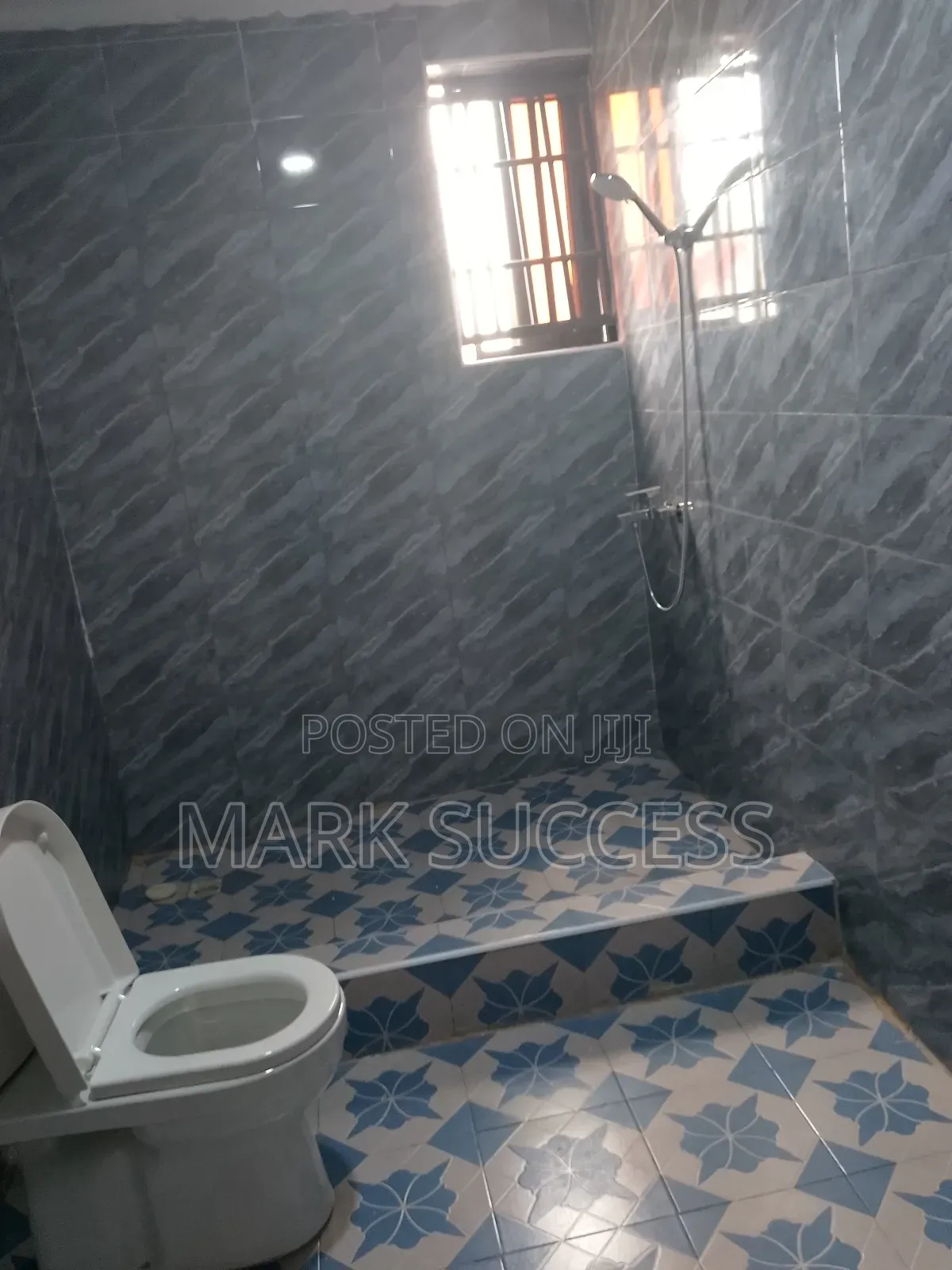 1bdrm Apartment in Toll Booth for rent